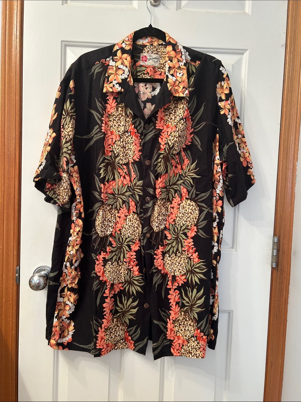 Hilo Hattie Black Tropical Pineapple Print Short-Sleeve Shirt 2XL
